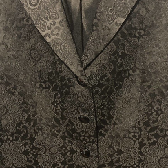 DD Suit Jacket, Vintage, Classic, Perfect For Holiday Parties. Dress Up Or Down. - Picture 7 of 12